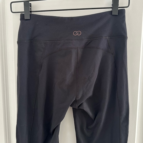 Calia by Carrie Underwood ◡̈ EUC Black Yoga Pants Minimal Flare Small - Picture 5 of 10